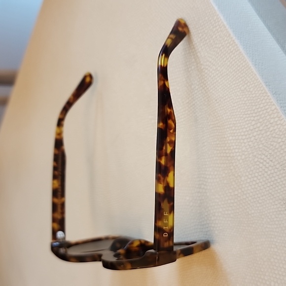 DIFF Carson Amber Tortoise Blue Steel Gradient Polarized Sunglasses - Picture 5 of 14